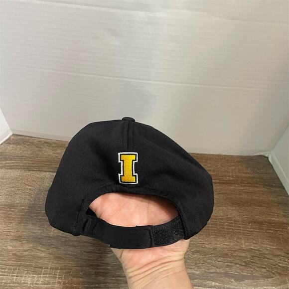 Iowa Hawkeyes Unisex Black Flex Fit Cap One Size Team Spirit - Picture 3 of 7